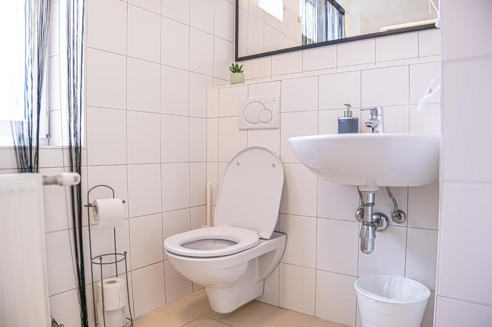 Comfortable 2Br Apt.-Near Wiener Stadthalle Exterior foto